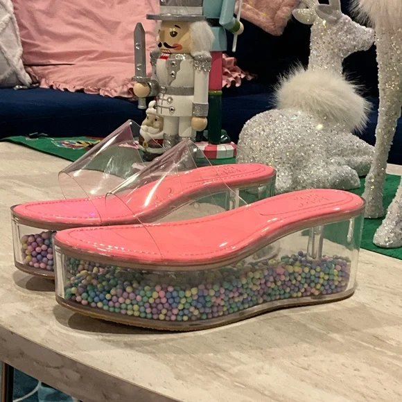 Chic Pink and Clear Platform Shoes - Picture 4 of 4